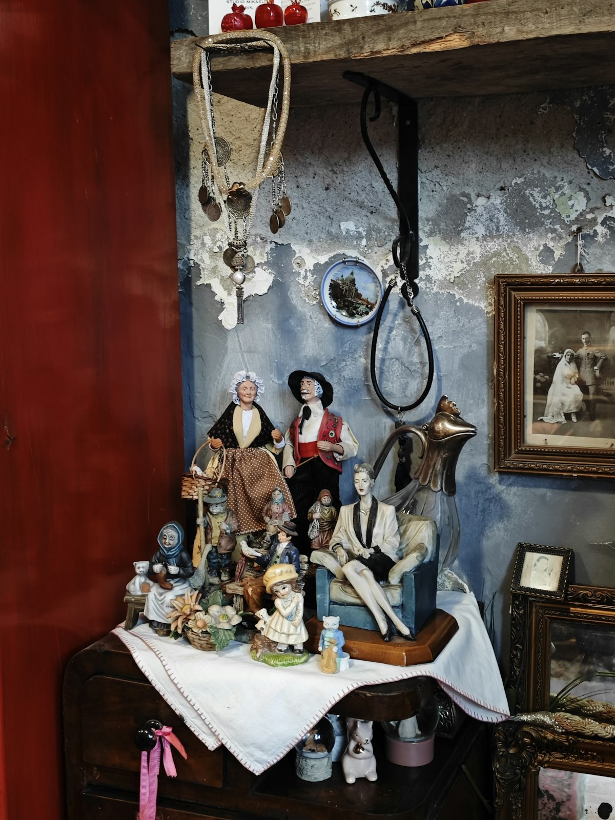 Dioramas de figura suelta a escena compl